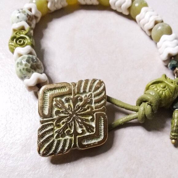 3 Wise Owls! Owl Bracelet! Easy Close Button Closure! Fire Agates + Stone Beads - Picture 7 of 12